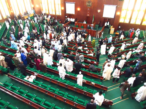 House of Reps don throway motion to take bypass Oga Presido Buhari’s veto on top Electoral Act Amendment