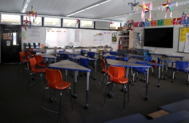 Experts divided over full reopening of Schools