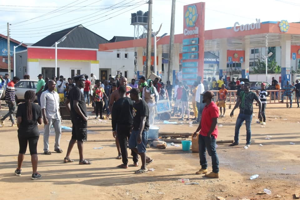 Curfew in Edo State, as ENDSARS protest turns violent