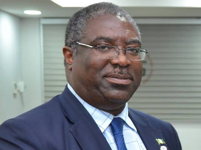 EFCC questions former F.I.R.S. Chairman, Babatunde Fowler, for alleged tax fraud