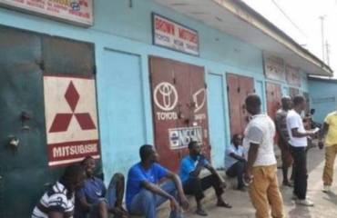 FG takes steps closure of Nigerians shops in Ghana