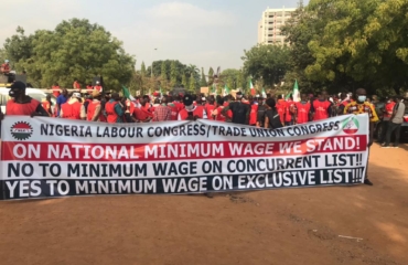 Nigerian workers protest decentralisation of minimum wage