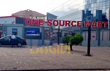 Gang of 5 attack Victoria Island Shopping Mall