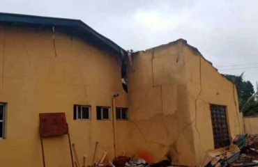 Hoodlums attack INEC Hqtrs, police station in Anambra