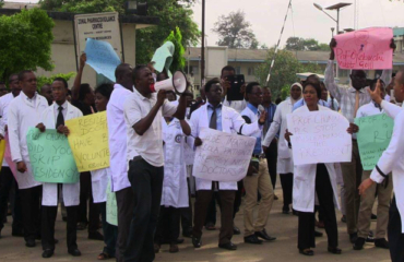 NARD ask President Buhari to sack Ministers of Health and Labour