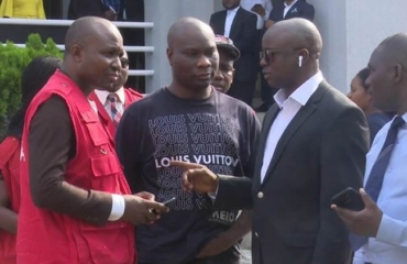 EFCC re-arrest suspected fraudster, Mompha in Lagos