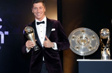 Lewandowski wins FIFA Best  Player Award