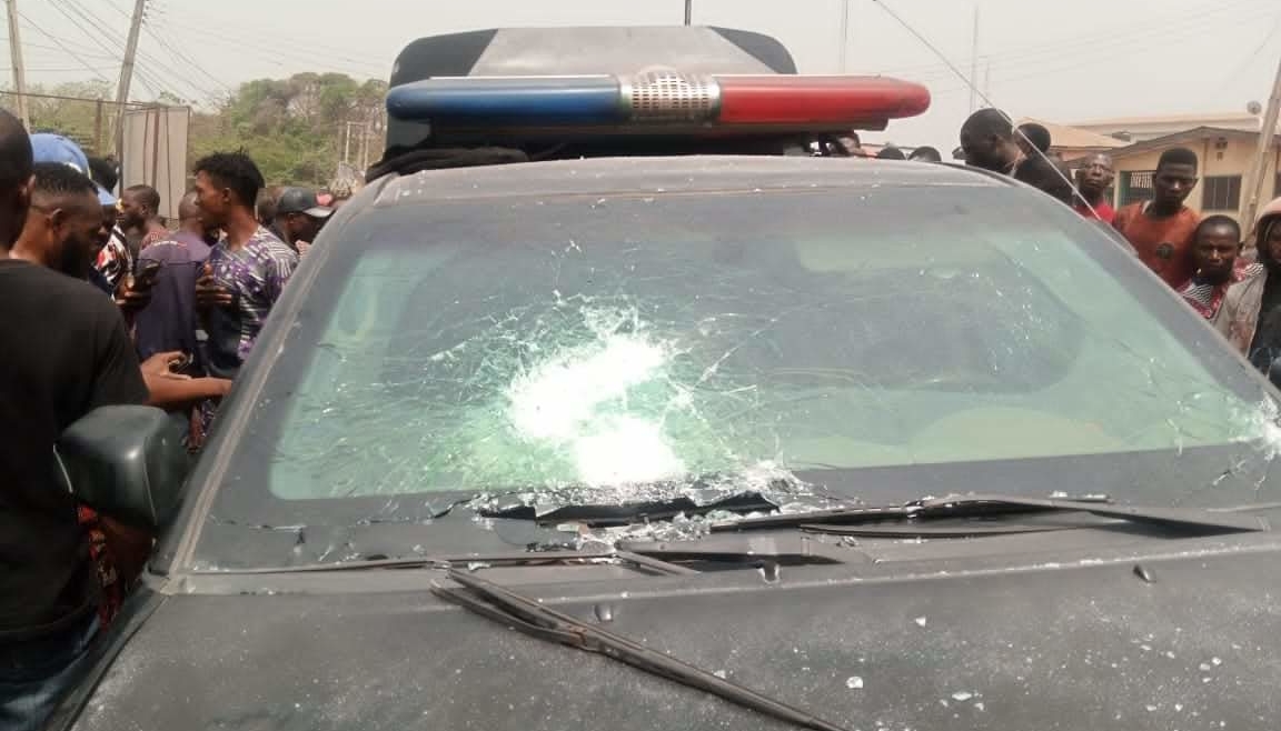 Two policemen feared dead as robbers attack bullion in Ibadan
