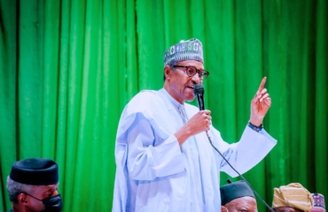 President Buhari don warn APC leaders make dem no impose candidates as 2023 elections don de near