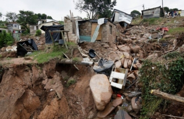 South Africa sends troops to Kwazulu-Natal over flooding