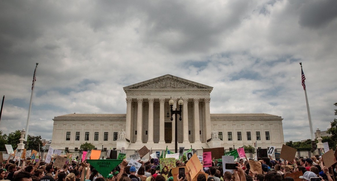Some US abortion hospitals don de close after Supreme Court Judgement