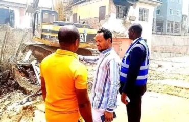 INDABOSKY fight back, as Anambra State Goment demolish him church building for Onitsha