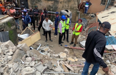 LASEMA don conclude operation on top building wey collapse for Onipanu