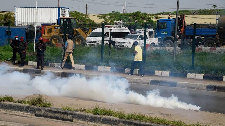 Police scatter disable athletes wey protest for Lagos