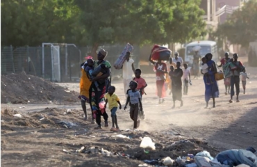 Fight for inside Sudan don make 700,000 people homeless