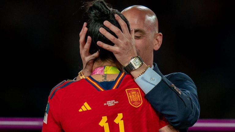 UN Office don throw support give Spanish Female footballer, Jenni