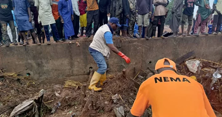 Mokwa Flood: Niger Gov Dash ₦1bn, Give ₦7bn Road Project